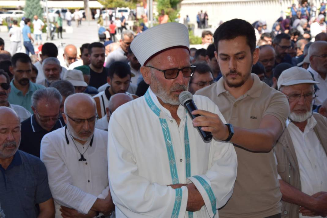 Ayşenur Ezgi'ye Konya'dan veda 3